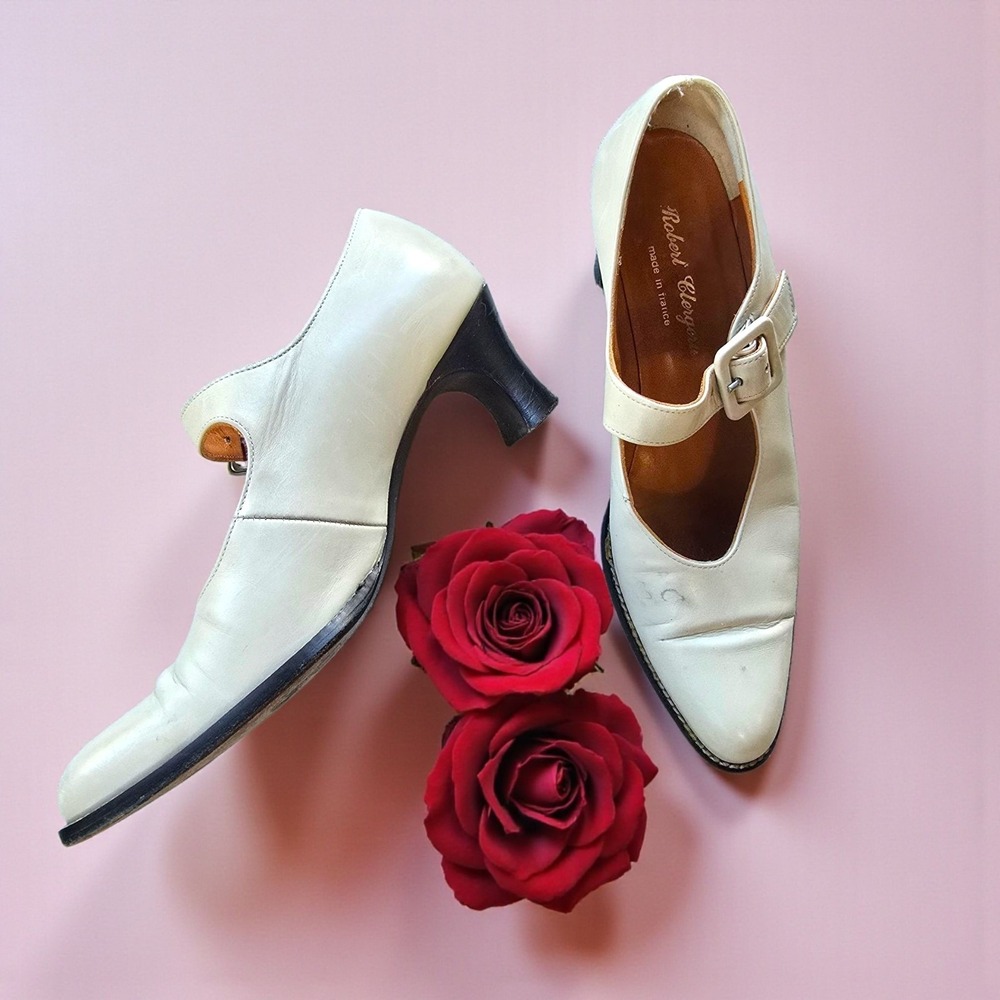 Vintage Robert Clergerie Paris Mary Jane Pumps Made in France White Leather 8.5 - Picture 2 of 16